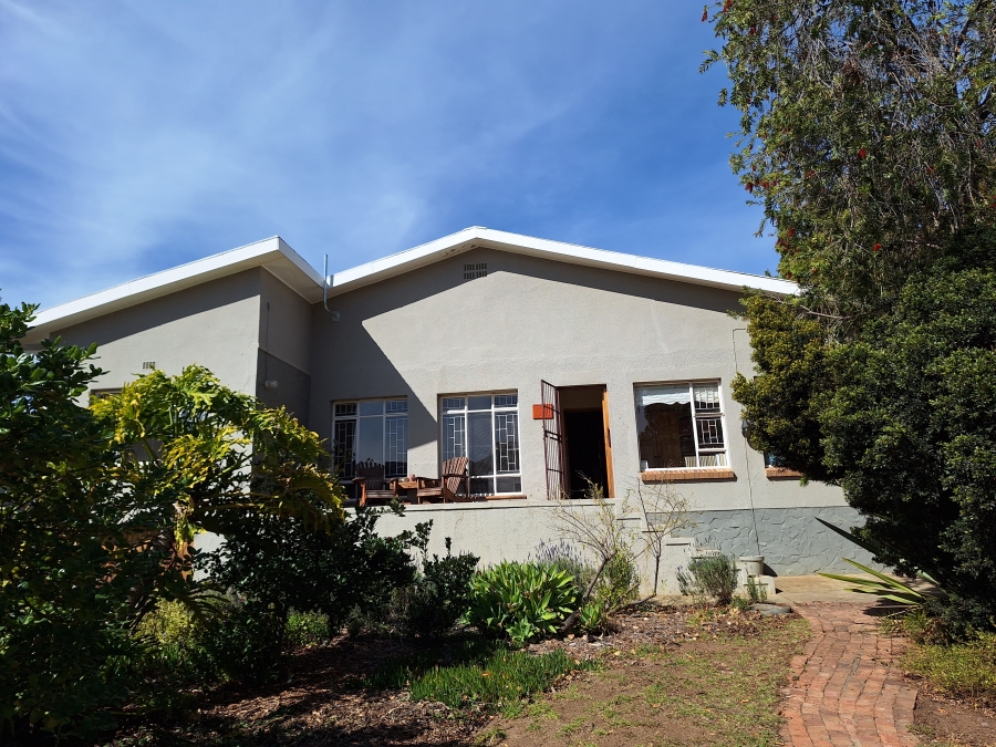 4 Bedroom Property for Sale in Barrydale Western Cape